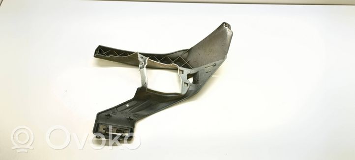 BMW 7 F01 F02 F03 F04 Priekšpusē bampera turētājs 7187779