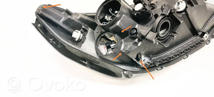 Honda CR-V Lampa przednia T0780