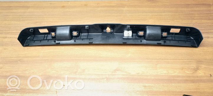 Mercedes-Benz GLC X253 C253 Rivestimento serratura portellone posteriore/bagagliaio A2537400152