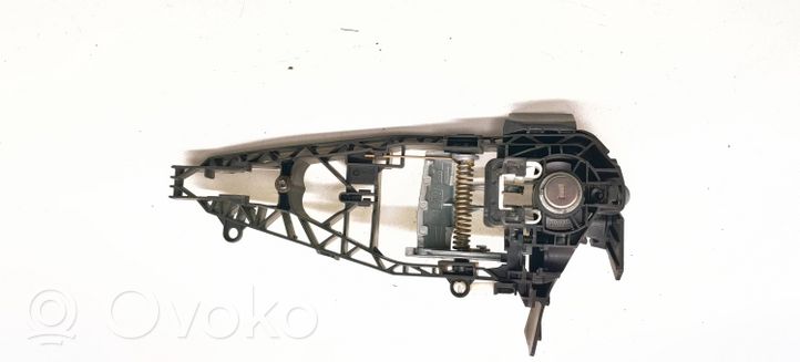 BMW X5 F15 Support poignée extérieur de porte avant 7304803