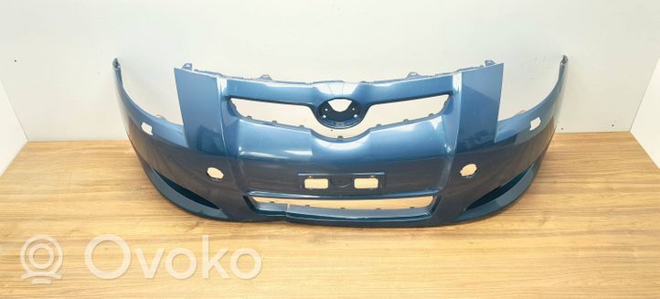 Toyota Auris 150 Передний бампер 5215902680