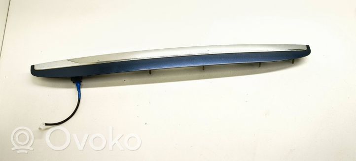 Lexus RX 330 - 350 - 400H Takaluukun rekisterikilven valon palkki 7680148040