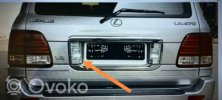 Lexus LX 470 Światło cofania 60107