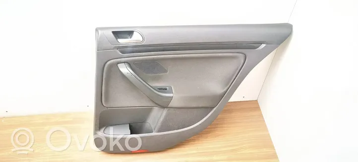 Volkswagen Golf VI Takaoven verhoilu 1k5867212