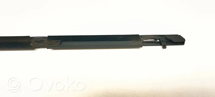 Subaru Outback (BS) Rivestimento modanatura del vetro della portiera anteriore 61280AL011