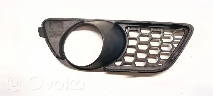 Volkswagen Touareg I Grille antibrouillard avant 7L9853663A