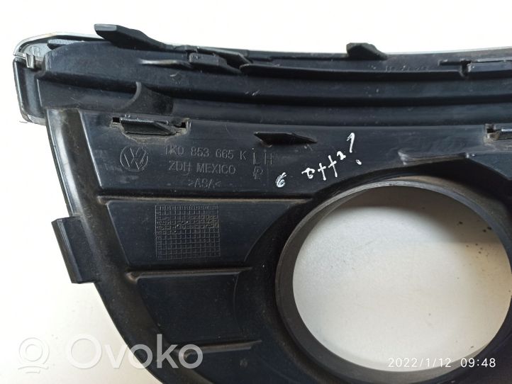 Volkswagen Jetta V Front fog light trim/grill 