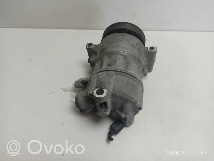 Volkswagen Golf VI Compressore aria condizionata (A/C) (pompa) 