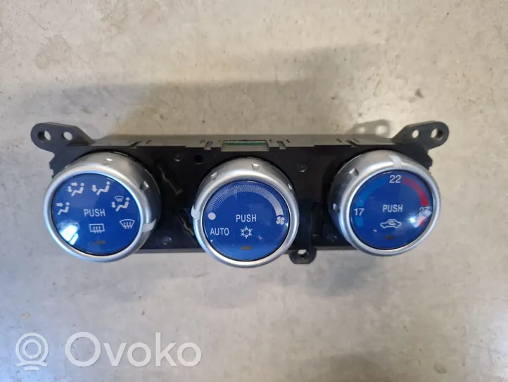 Mitsubishi L200 Ilmastoinnin ohjainlaite MN123598