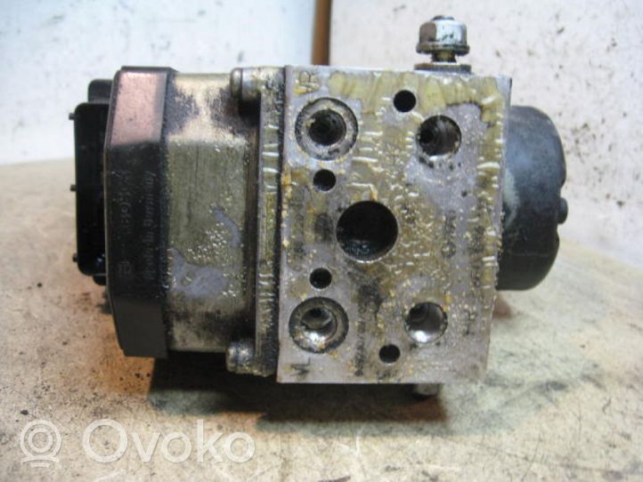 Skoda Octavia Mk1 (1U) ABS-pumppu BOSCH02730045160265220582