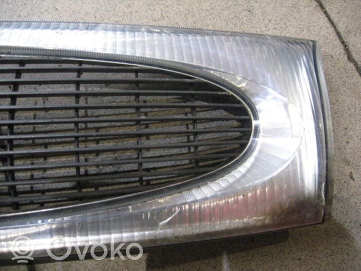 Ford Fiesta Front bumper upper radiator grill 