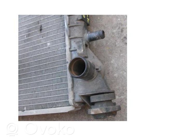 Ford Focus Radiateur de refroidissement 98AW8061SA