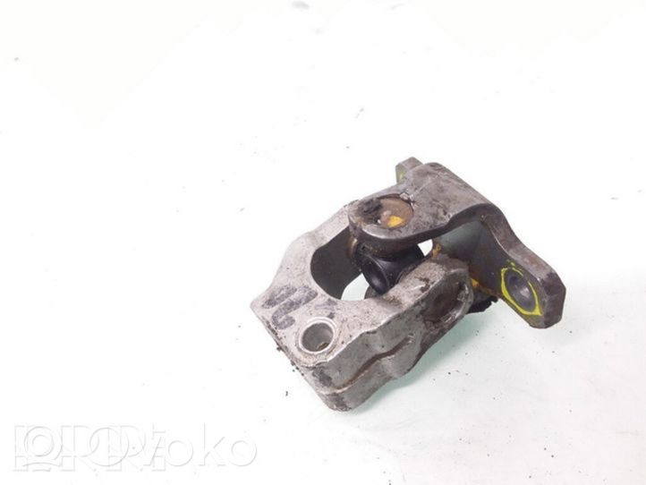 Audi A6 S6 C4 4A Giunto cardanico del piantone dello sterzo 821045065020