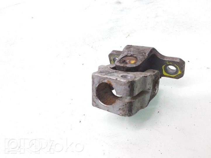 Audi A6 S6 C4 4A Giunto cardanico del piantone dello sterzo 821045065020