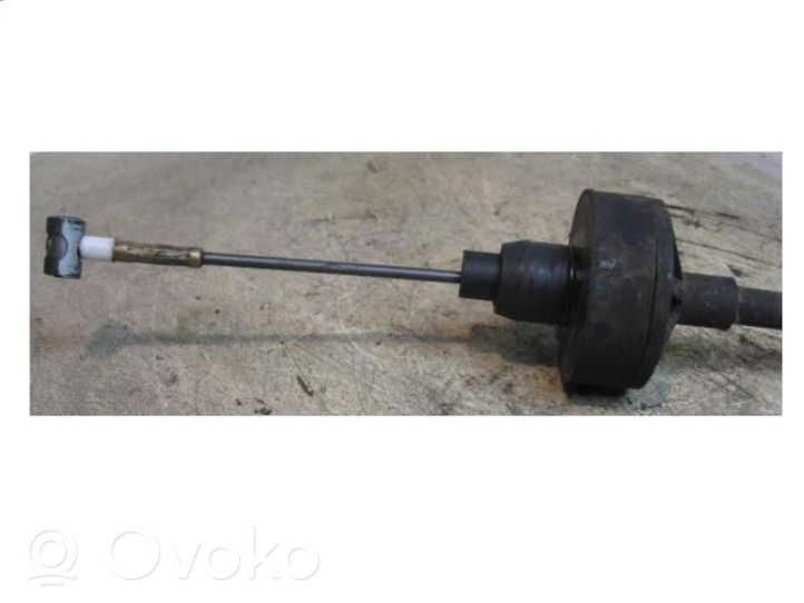 Volkswagen Vento Cable d'embrayage 1H1721335A