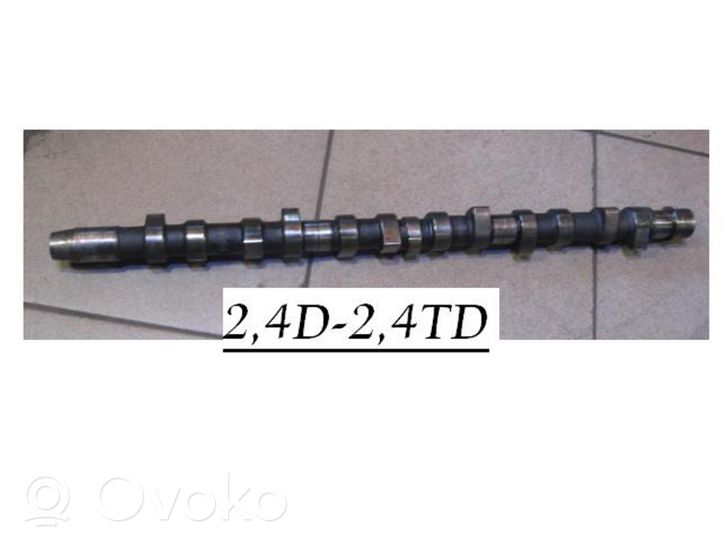 Volvo 740 Camshaft 072C