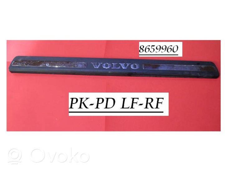 Volvo XC70 Listwa progowa przednia 8659960