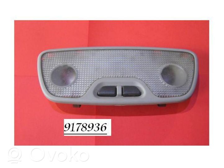 Volvo S60 Lampka podsufitki tylna 9178936