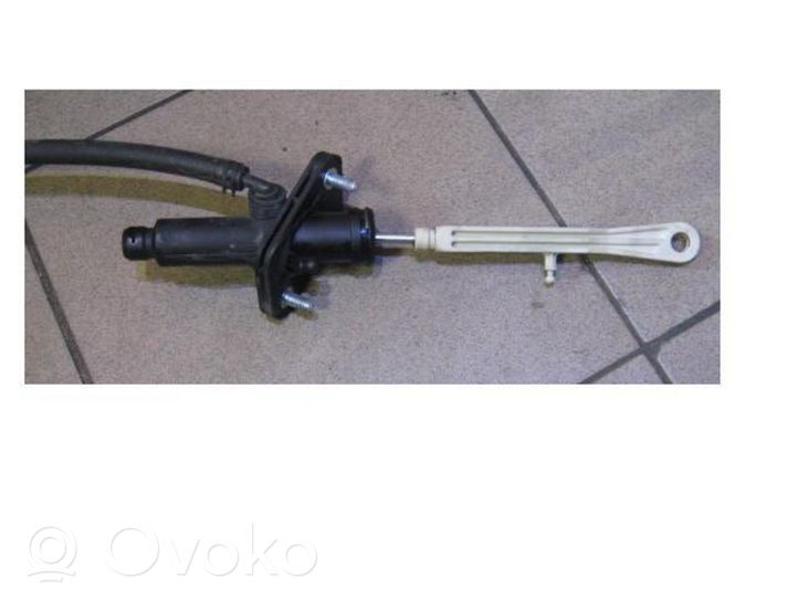 Volvo S60 Clutch master cylinder 8636540