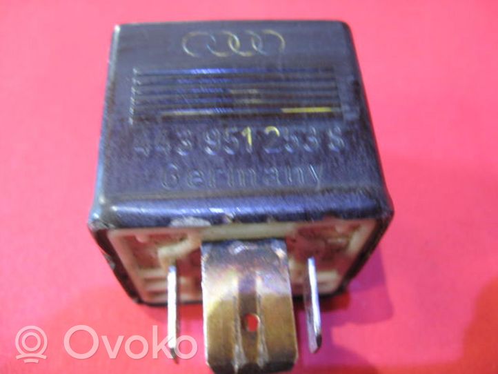 Audi A6 S6 C4 4A Polttoainepumpun rele 443951253S