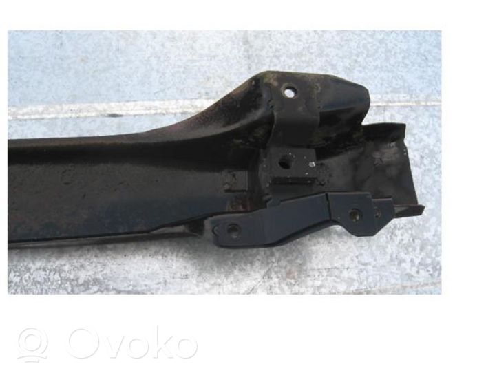 Opel Zafira A Renfort de pare-chocs arrière 90580820