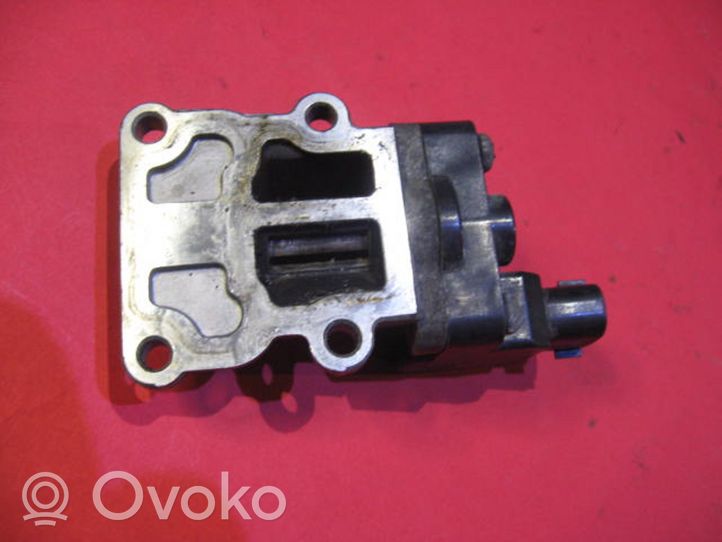 Toyota Avensis T250 Valvola di regolazione del minimo 2227028010