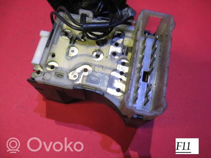 Nissan Interstar Valytuvų rankenėlė 96093425ZL