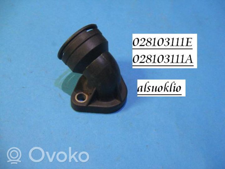 Volkswagen PASSAT B3 Sfiato/tubo di sfiato/tubo flessibile 028103111E