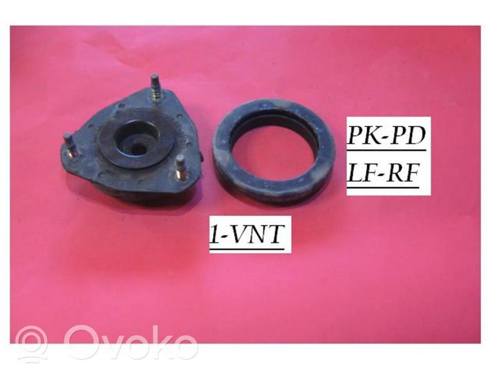 Ford Focus Supporto per montante superiore anteriore 110006510