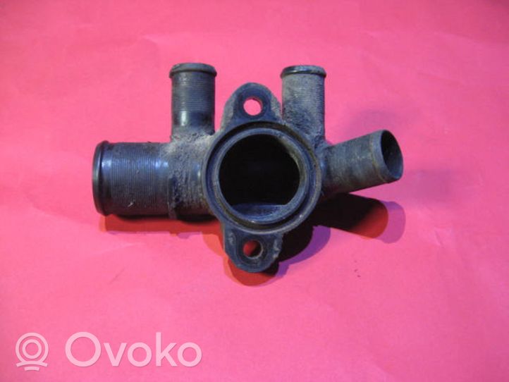 Peugeot 405 Tuyau de liquide de refroidissement moteur 9619498980