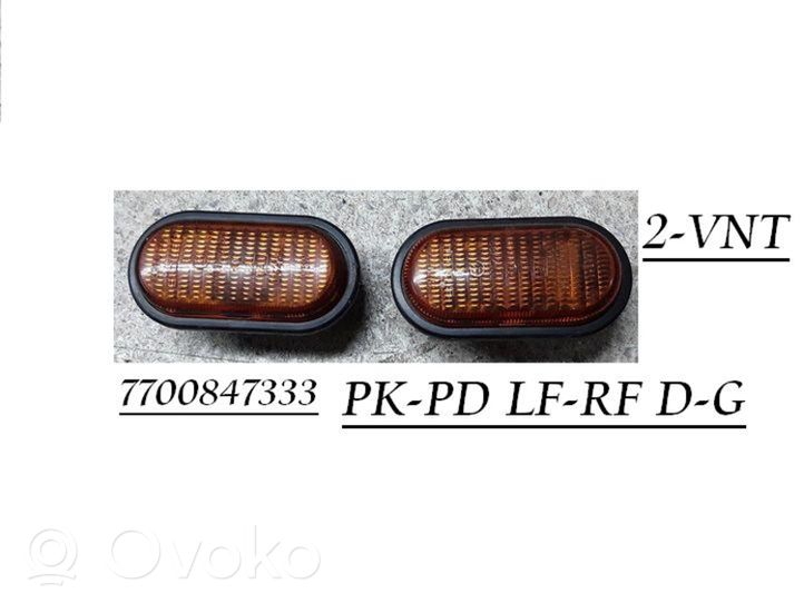 Renault 19 Feu clignotant répétiteur d'aile avant 7700847333