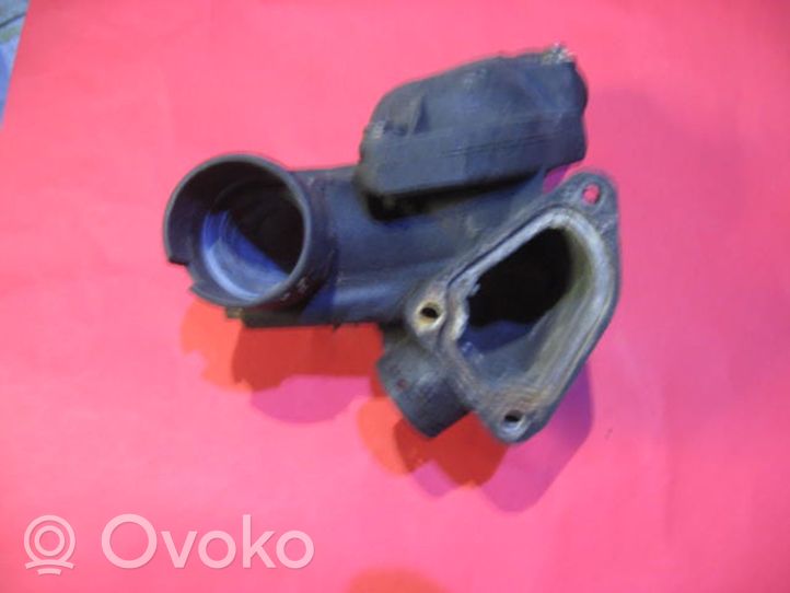 Volkswagen Sharan Termostato/alloggiamento del termostato 021121117A