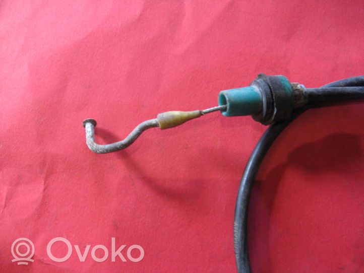 Volkswagen Jetta I Throttle cable 171721555T