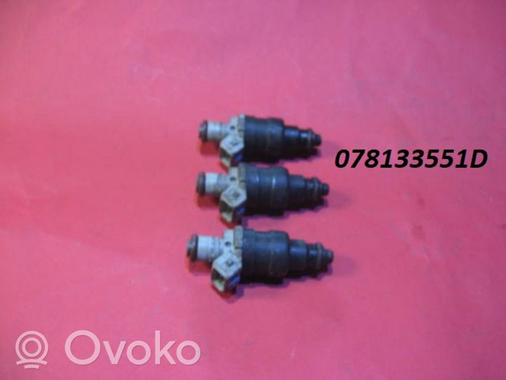 Audi 80 90 B3 Injecteur de carburant 078133551D