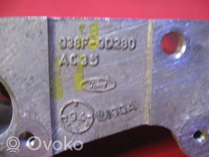 Ford Mondeo MK I Listwa wtryskowa 938F9D280AC35