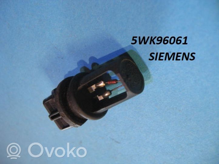 Opel Omega B1 Intake air temperature sensor 5WK96061