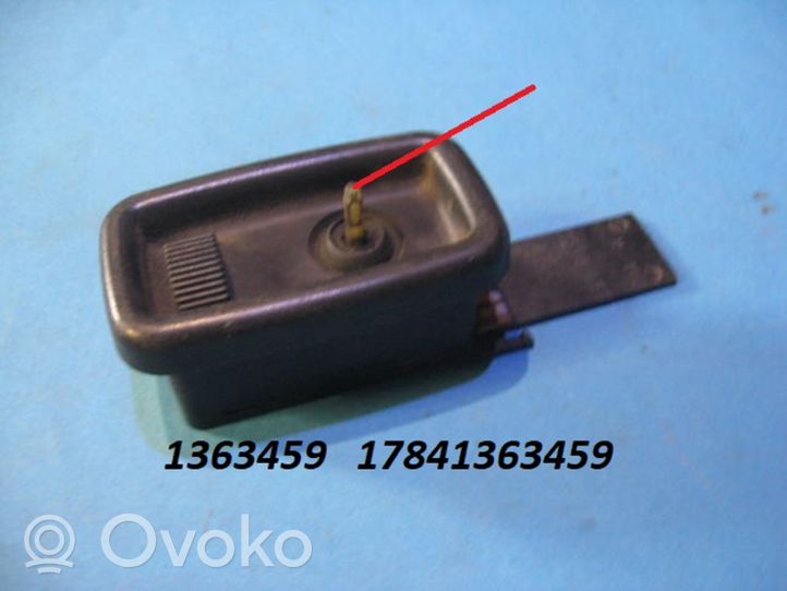 BMW 5 E28 Wing mirror switch 1363459