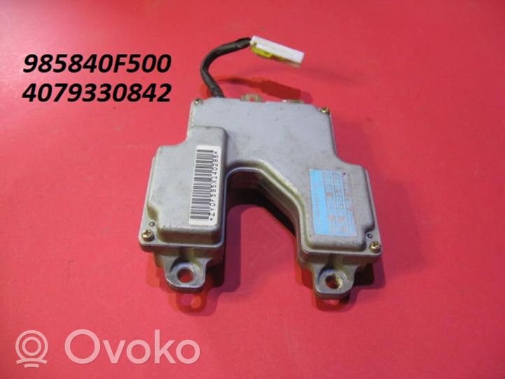 Ford Maverick Oro pagalvių valdymo blokas 985840F500