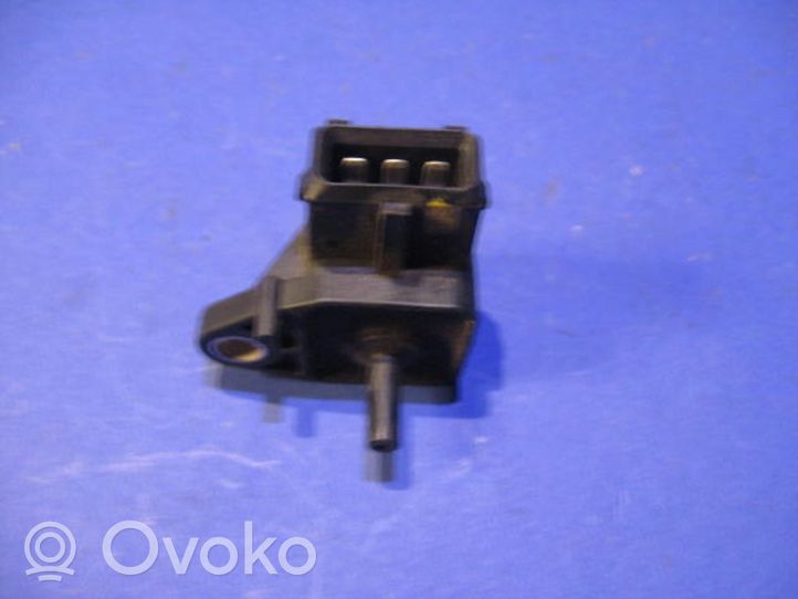 Mercedes-Benz E W211 Luftdrucksensor 01054299