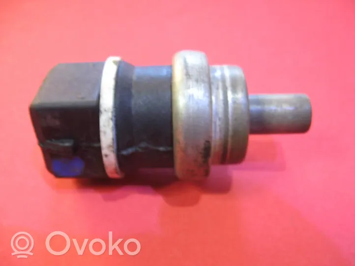 Audi A8 S8 D2 4D Sonde de température de liquide de refroidissement 1148210003