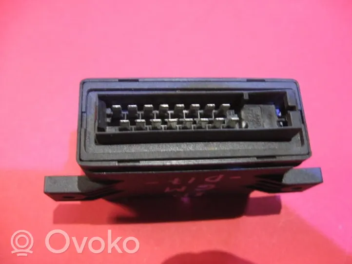 Opel Zafira A Light relay 90451202