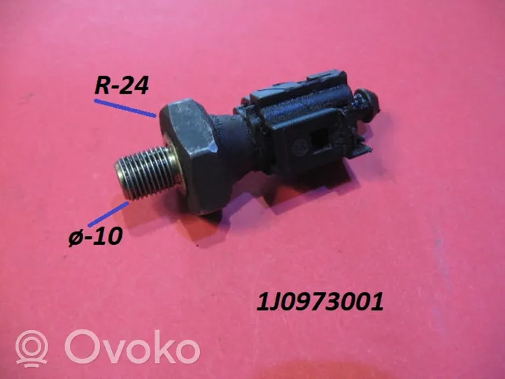 Volkswagen Golf IV Coolant level sensor 1J0973001