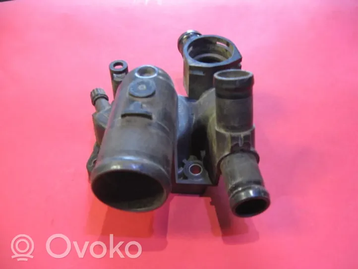 Opel Movano A Termostat / Obudowa termostatu 8200907243