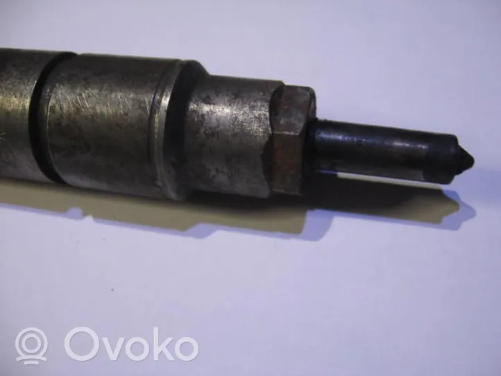 Skoda Octavia Mk2 (1Z) Injecteur de carburant 028130201T