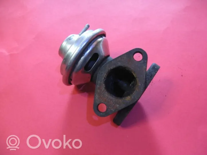 Volvo XC70 Soupape vanne EGR 046131503A