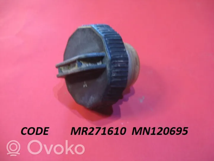 Hyundai Coupe Tappo del serbatoio del carburante MR271610