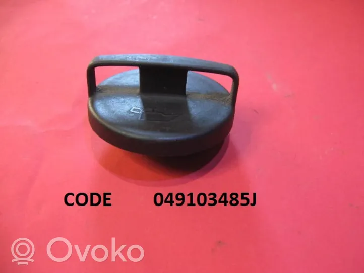 Audi A4 S4 B5 8D Tappo carico dell’olio 049103485J