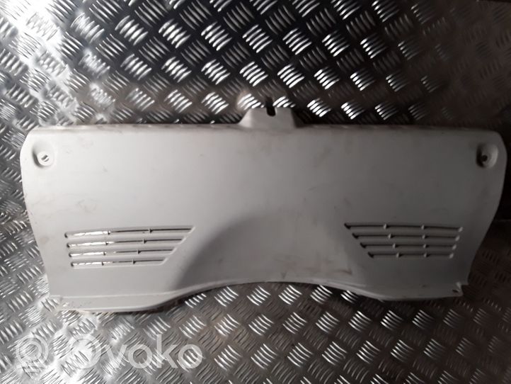 Toyota Aygo AB40 Bagažinės slenksčio apdaila 647160H010