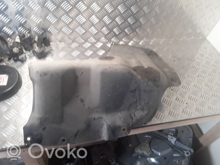 Toyota Corolla Verso E121 Osłona dolna silnika 5144812180