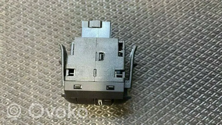 Volkswagen Jetta VI Interruttore di regolazione dell’illuminazione del quadro 1K0941334